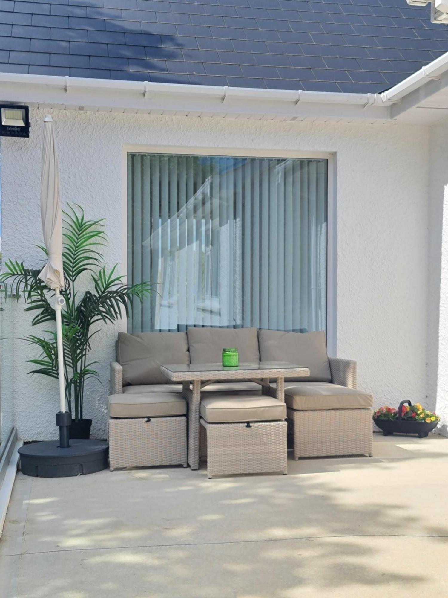 Annie'S House With Thermal Health Spa Moville Luaran gambar